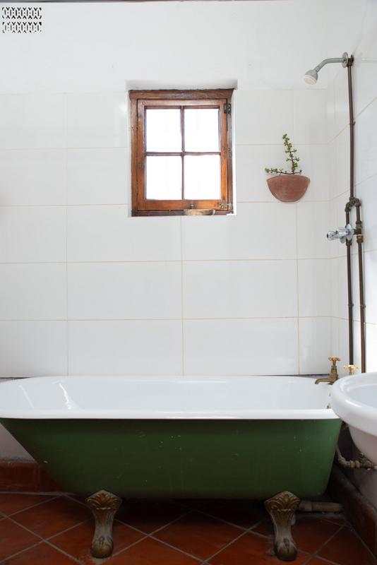 To Let 2 Bedroom Property for Rent in Observatory Western Cape